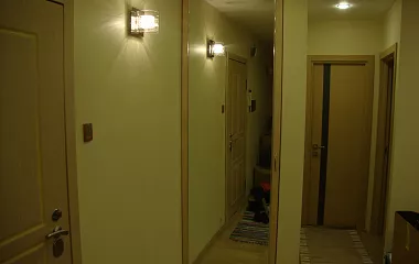 Распашной шкаф с зеркалом 5